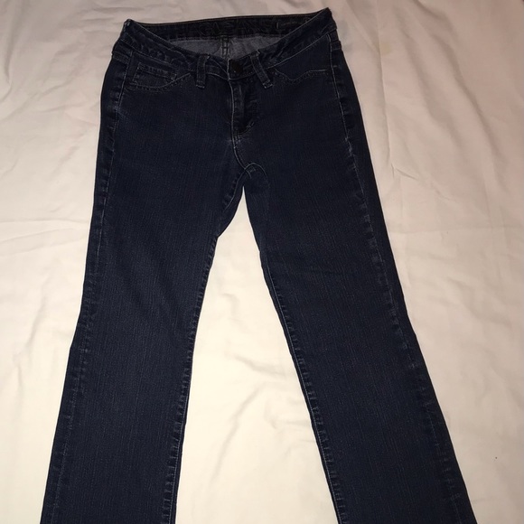 Jag Jeans. Low rise bootleg. Size 4P - Picture 6 of 14
